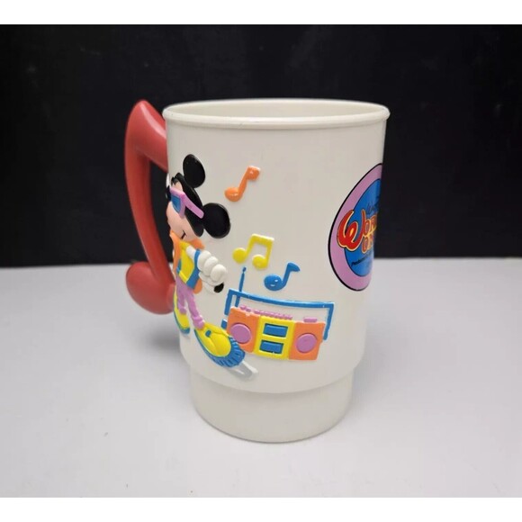 Mickey Mouse Disney World on Ice 3D Mug Cup Plastic Kenneth Feld 20 oz Vintage - Picture 4 of 11